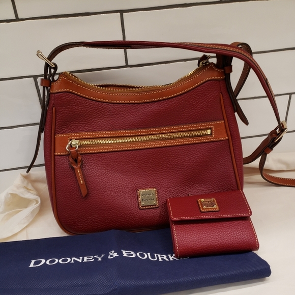 dooney and bourke presley